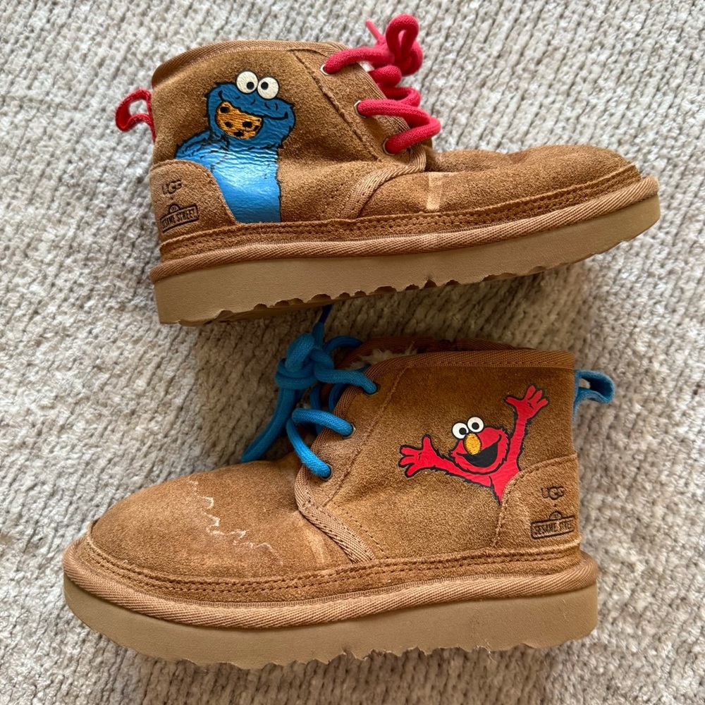 UGG x Sesame Street Kids Boots Size 11 Cookie Monster Elmo Suede Shearling